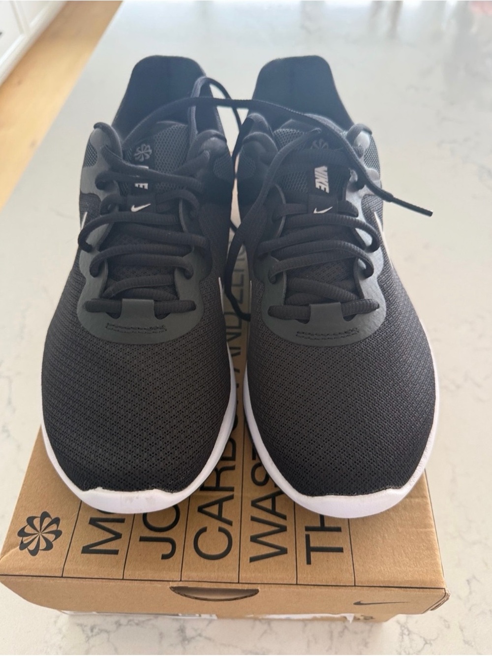 Nike Black and White Running Sneakers - Picture 3 of 7